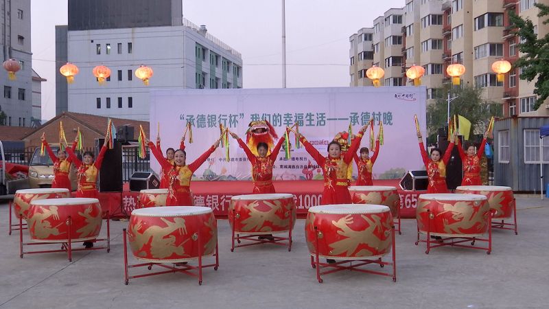 1开场舞《最炫民族风》